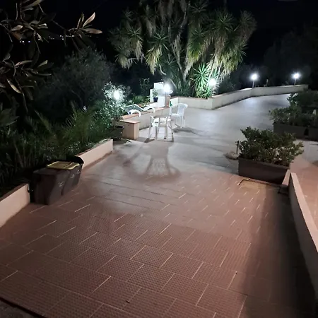 Gatto Alice Bed & Breakfast 4*