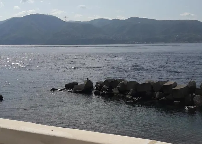 Gatto Alice Bed & Breakfast Rometta Marea